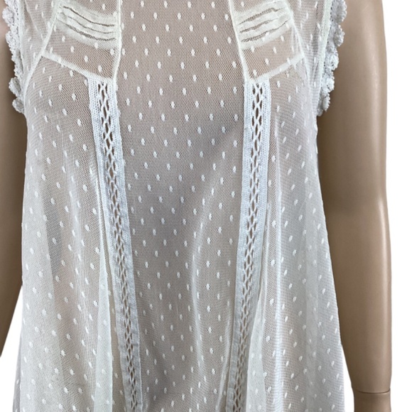 Free People Hi Lo Mesh Crochet Top Size Medium Ivory Eyelet Lace Trim‎ - Picture 5 of 8